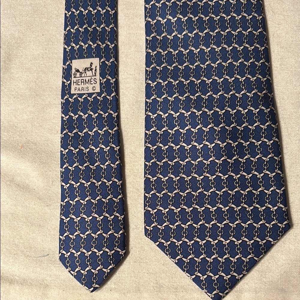 Vintage Hermes Blue Patterned Men's Tie